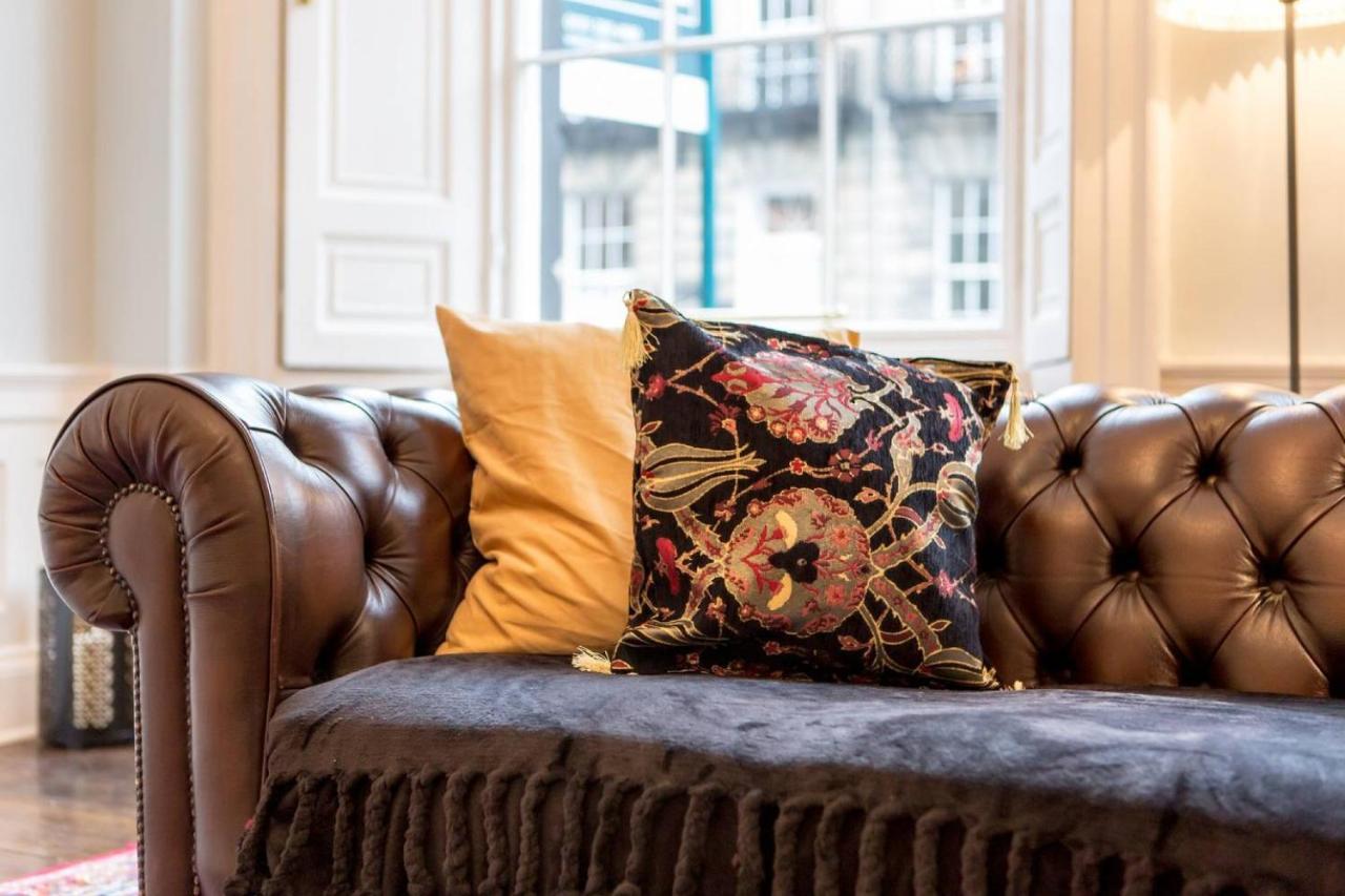Joivy Converted Flat In Historic Building In New Town Edinburg Exteriör bild
