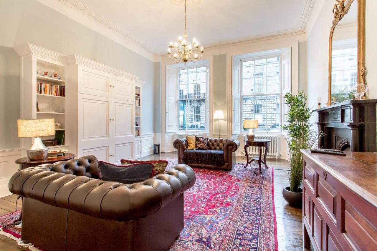 Joivy Converted Flat In Historic Building In New Town Edinburg Exteriör bild