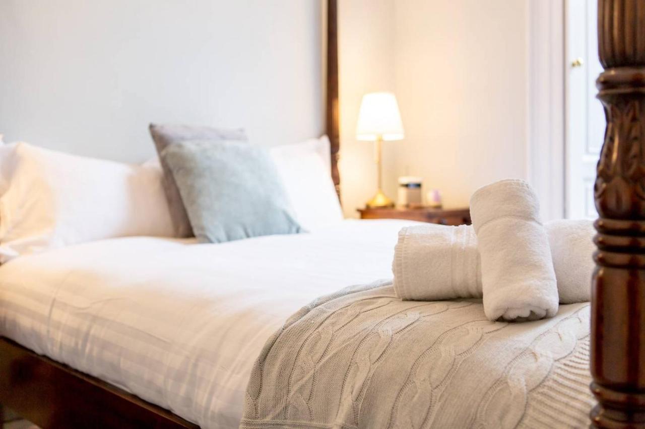 Joivy Converted Flat In Historic Building In New Town Edinburg Exteriör bild